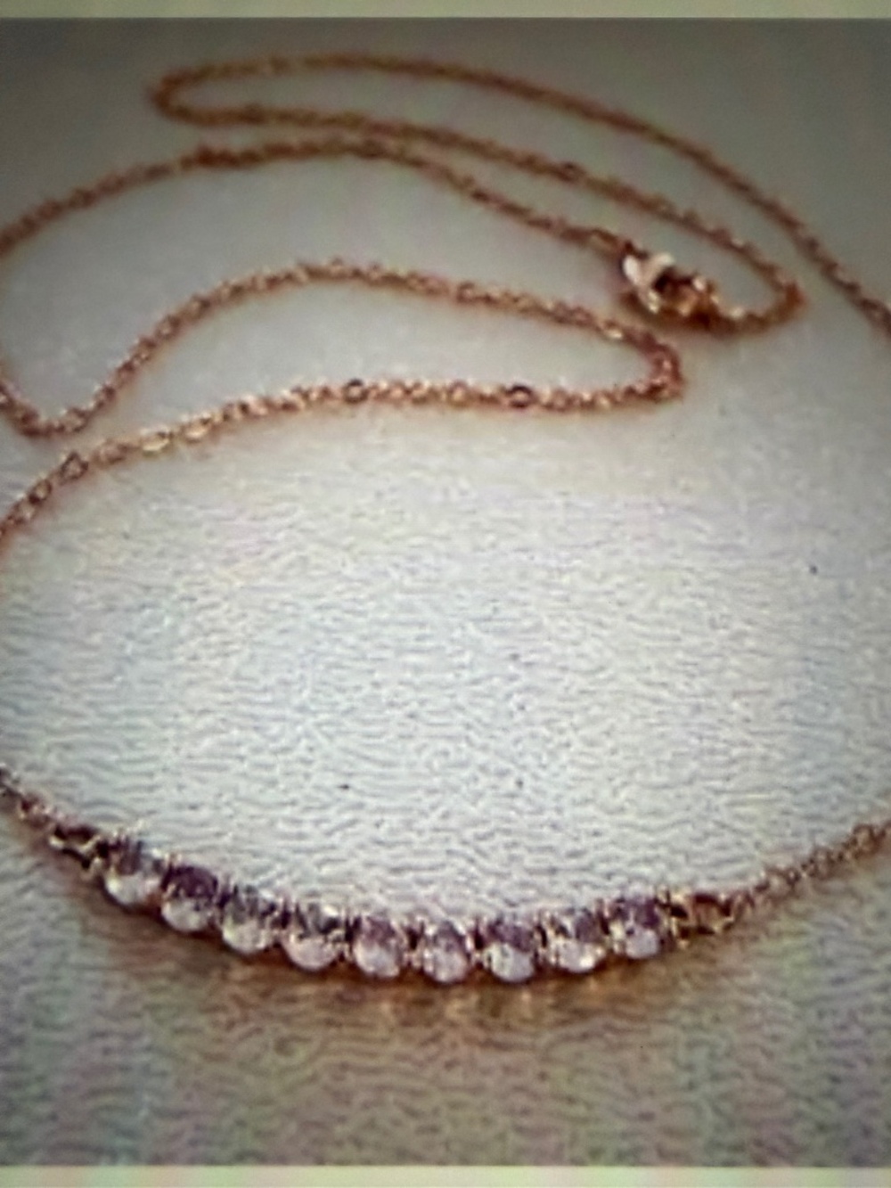 18kt Gold Moissanite Smile Curved Bar Necklace